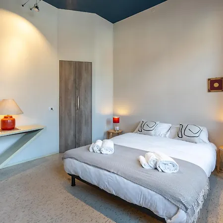 Apartament La Vela - Vicino Al E Centro *